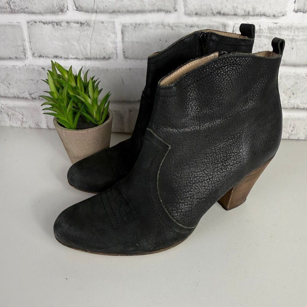 Firth Spain Black Leather Cowgirl Ankle Booties Size 40/8.5